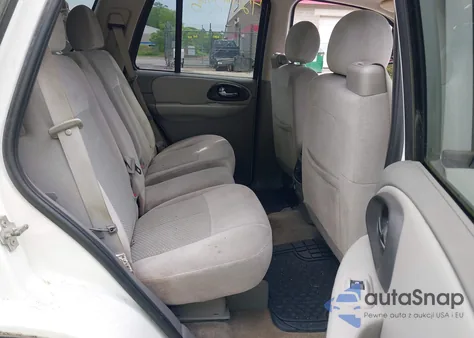 2007 Chevrolet Trailblazer Ls from USA, damaged, VIN 1GNDT13S872273057